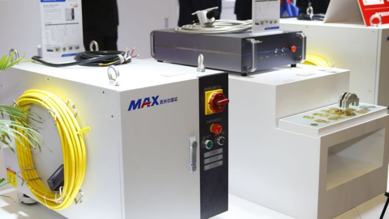 Nguồn Laser sợi quang hiệu suất cao